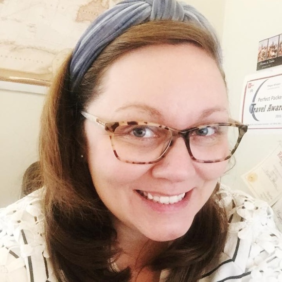 Meet your Posher, Megan - Picture 1 of 1
